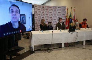 ciclone_em_sc_bolsonaro_garante_apoio_do_governo_federal_para_reconstrucao_de_estruturas_danificadas_20200704_1589453439
